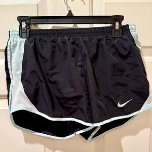 Nike Women's Black and Seafoam Athletic Shorts